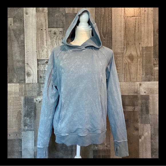 lululemon athletica Tops - lululemon athletica Blue Hoodie